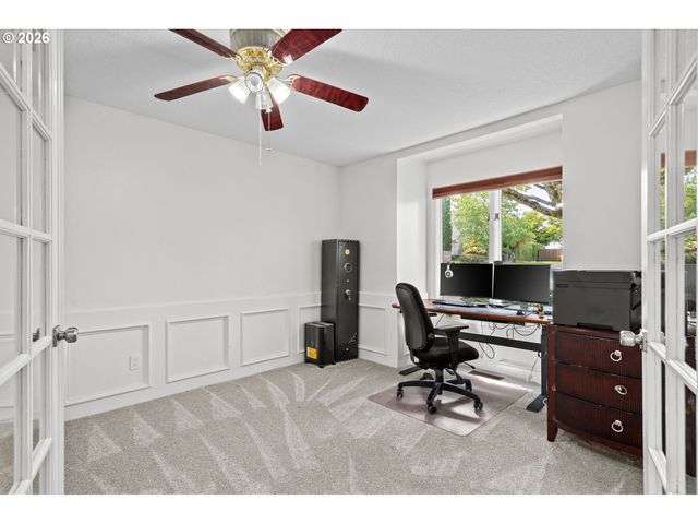 3415 RIVERKNOLL Way, West Linn, OR 97068