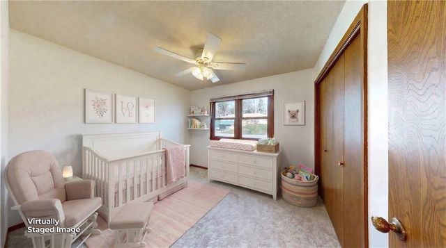 24 S Carriage Drive, St Joseph, MO 64506