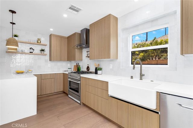 3641 Virginia, Los Angeles, CA 90016