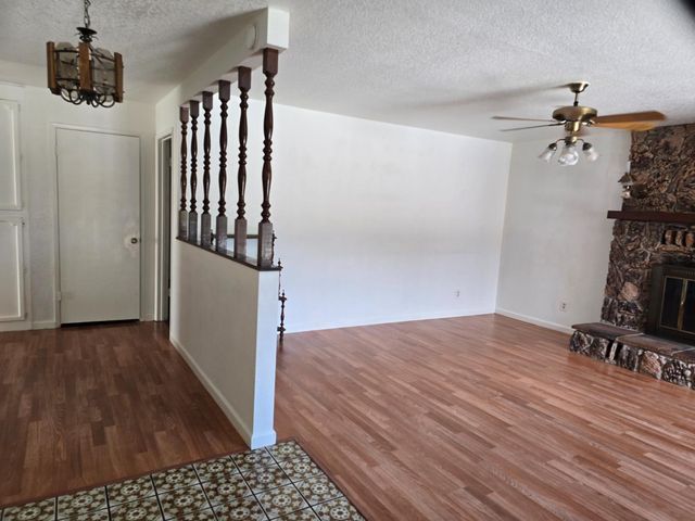 649 Sycamore Ave, Gustine, CA 95322