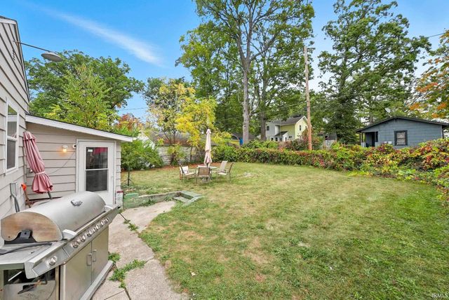2409 Redwood Avenue, Fort Wayne, IN 46803