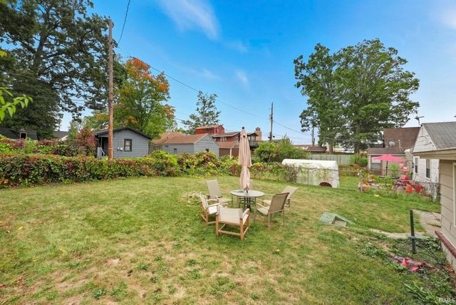 2409 Redwood Avenue, Fort Wayne, IN 46803