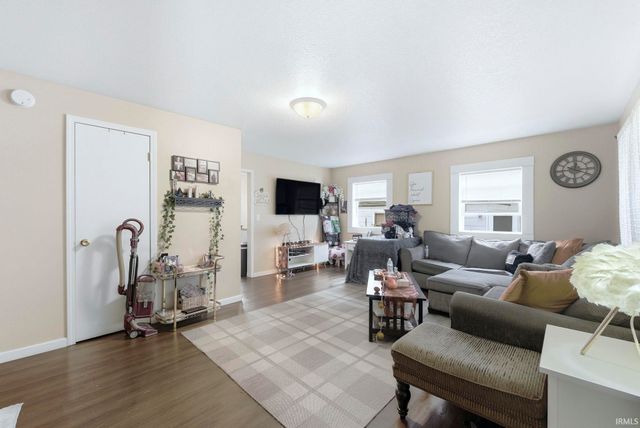 2409 Redwood Avenue, Fort Wayne, IN 46803