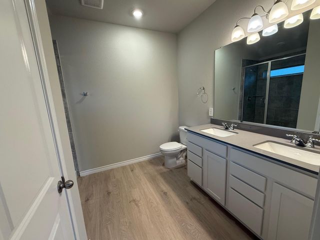 1204 Canton, College Station, TX 77845