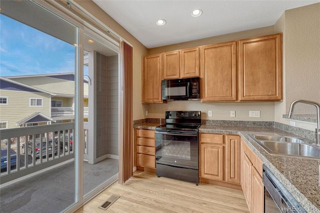 9558 Pearl Circle 105, Parker, CO 80134