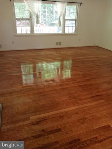 3117 ROSEMARY LN, Hyattsville, MD 20783