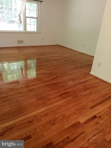 3117 ROSEMARY LN, Hyattsville, MD 20783