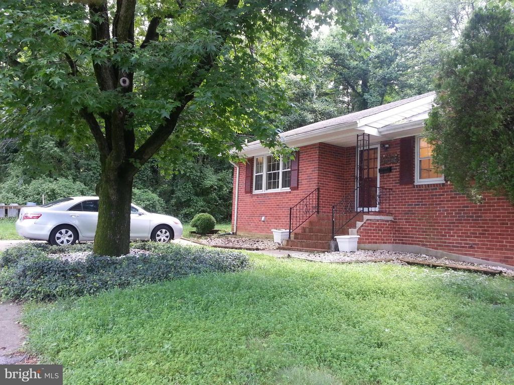 3117 ROSEMARY LN, Hyattsville, MD 20783
