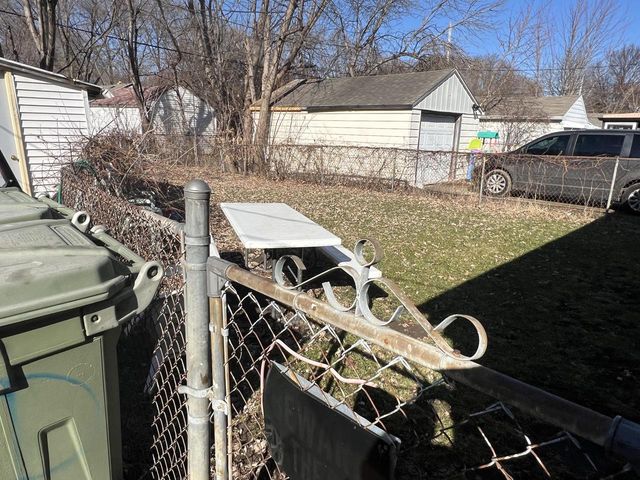 4633 N Sherman BOULEVARD, Milwaukee, WI 53209