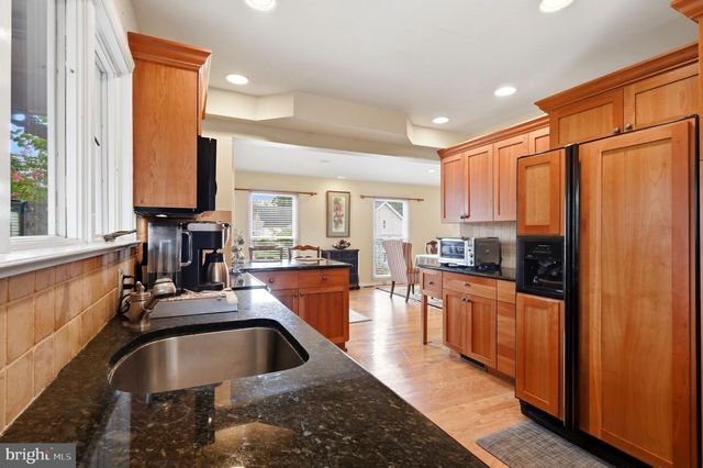 133 PLUM ST, Moorestown, NJ 08057