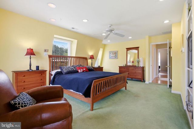 133 PLUM ST, Moorestown, NJ 08057