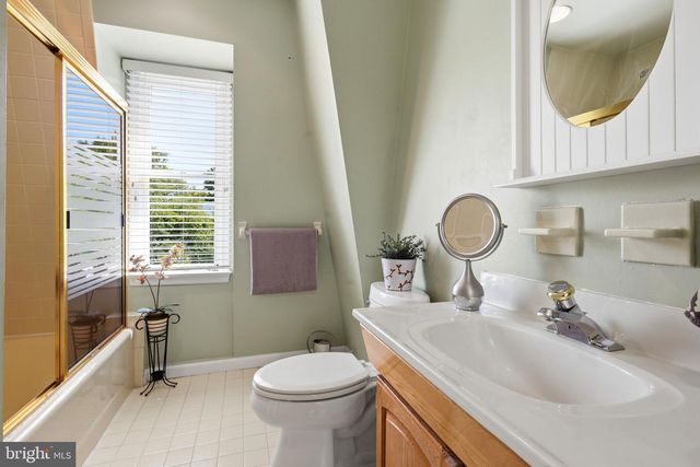 133 PLUM ST, Moorestown, NJ 08057