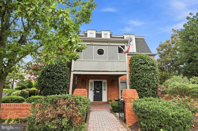 133 PLUM ST, Moorestown, NJ 08057