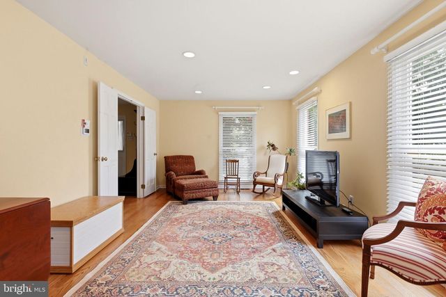 133 PLUM ST, Moorestown, NJ 08057