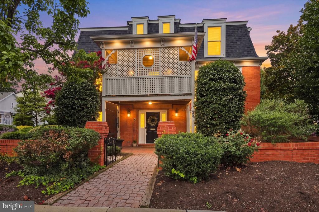 133 PLUM ST, Moorestown, NJ 08057