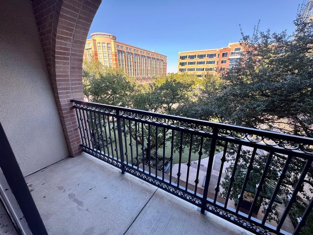 2299 Lone Star Drive 425, Sugar Land, TX 77479