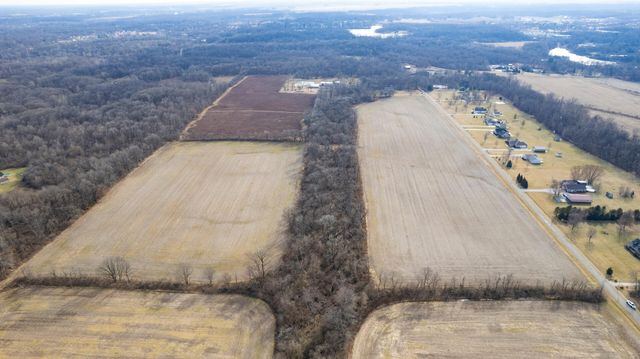 19300 N 1370 East Road, Danville, IL 61834