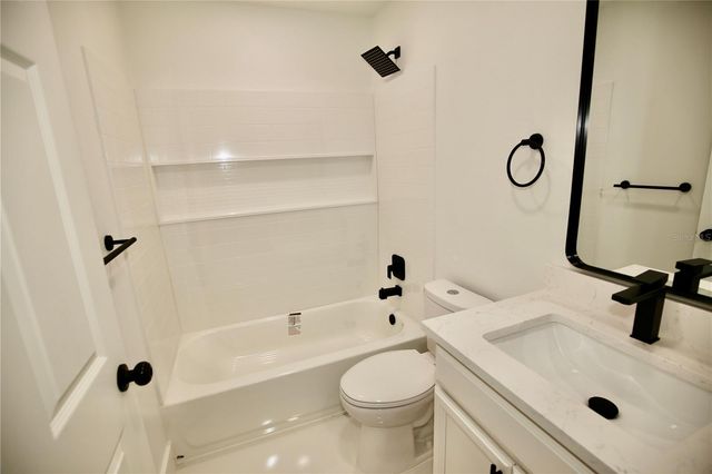 2235 WAUTOMA PLACE, Orlando, FL 32818