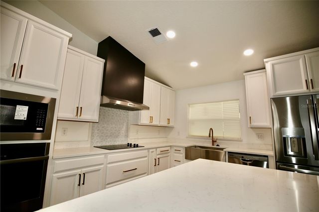 2235 WAUTOMA PLACE, Orlando, FL 32818