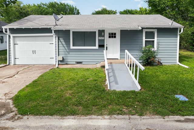 2020 Laura Street, Caddo Mills, TX 75135