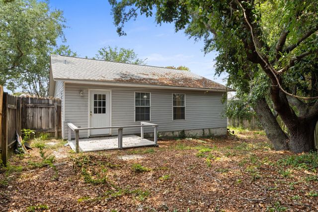 164 Lola Circle, Destin, FL 32541