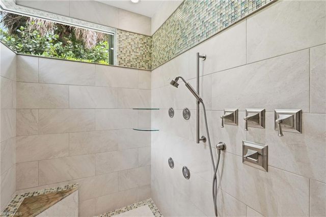 12303 Colliers Reserve DR, Naples, FL 34110