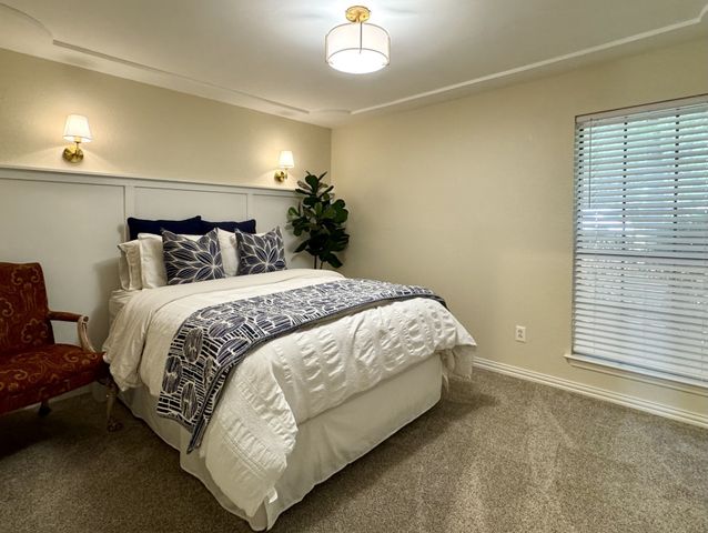 113 NE Timber Ridge Drive, Burleson, TX 76028