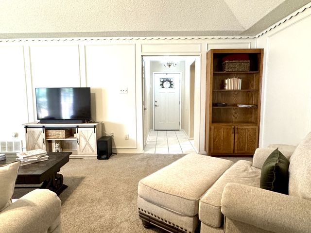 113 NE Timber Ridge Drive, Burleson, TX 76028