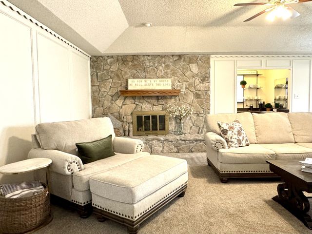 113 NE Timber Ridge Drive, Burleson, TX 76028