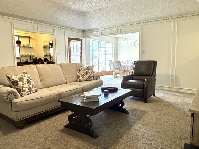 113 NE Timber Ridge Drive, Burleson, TX 76028