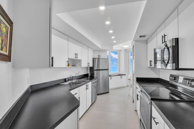550 S Ocean Boulevard 2105, Boca Raton, FL 33432