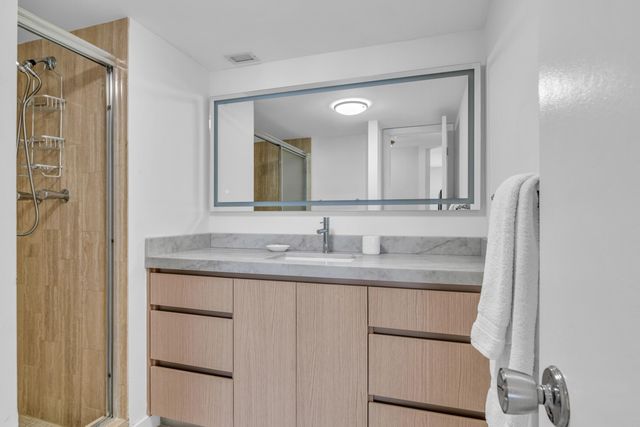 550 S Ocean Boulevard 2105, Boca Raton, FL 33432