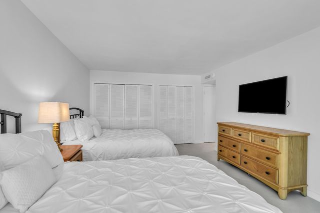 550 S Ocean Boulevard 2105, Boca Raton, FL 33432