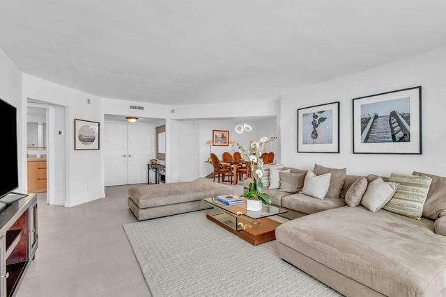 550 S Ocean Boulevard 2105, Boca Raton, FL 33432