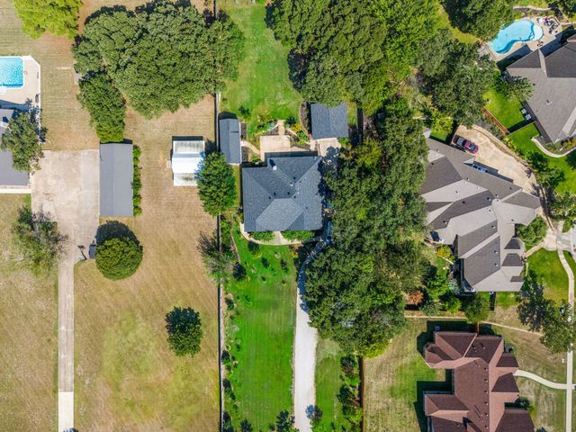 2100 W Continental Boulevard, Southlake, TX 76092