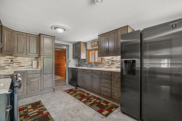 4131 24th AVENUE, Kenosha, WI 53140