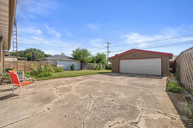 4131 24th AVENUE, Kenosha, WI 53140