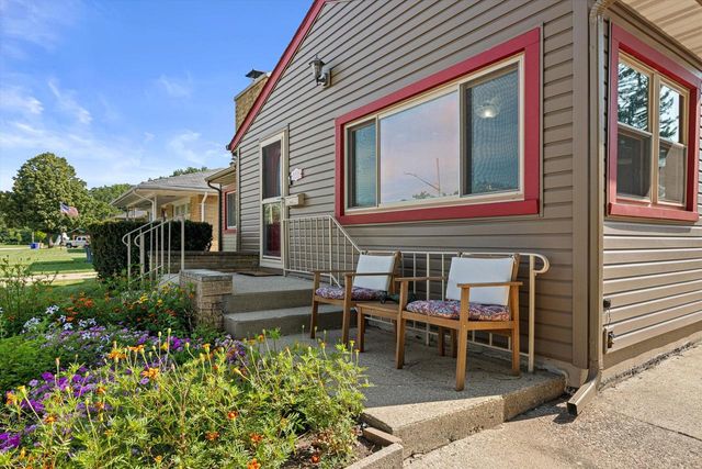 4131 24th AVENUE, Kenosha, WI 53140