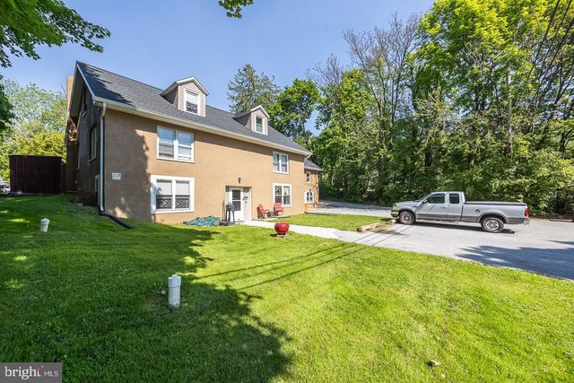 3809 N HUMPTON RD, Downingtown, PA 19335