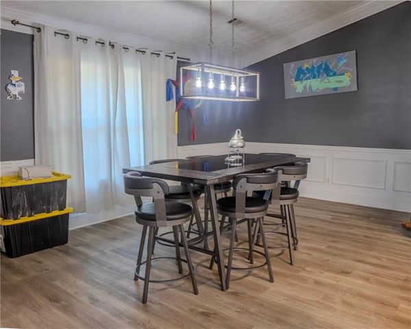 7423 Chilton Lane, Riverdale, GA 30296