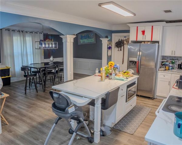 7423 Chilton Lane, Riverdale, GA 30296