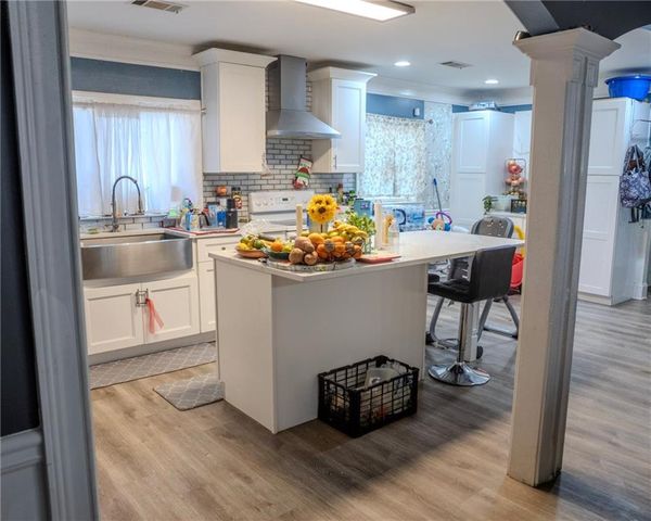 7423 Chilton Lane, Riverdale, GA 30296