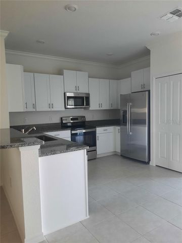 36429 CAMP FIRE TERRACE, Zephyrhills, FL 33541