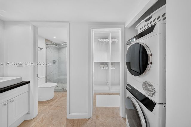 2301 Collins Ave 908, Miami Beach, FL 33139