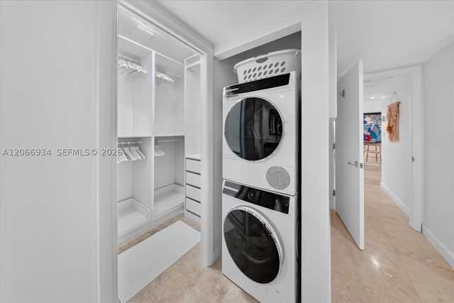 2301 Collins Ave 908, Miami Beach, FL 33139