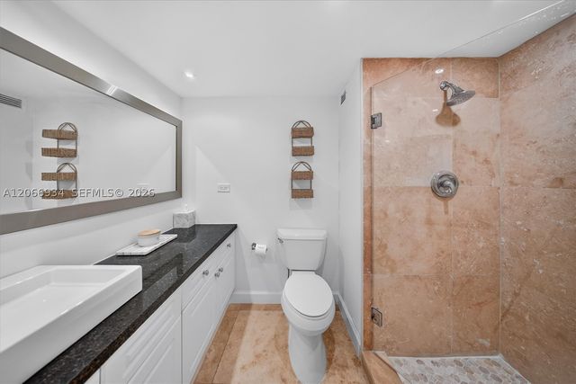 2301 Collins Ave 908, Miami Beach, FL 33139