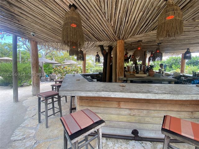 2301 Collins Ave 908, Miami Beach, FL 33139
