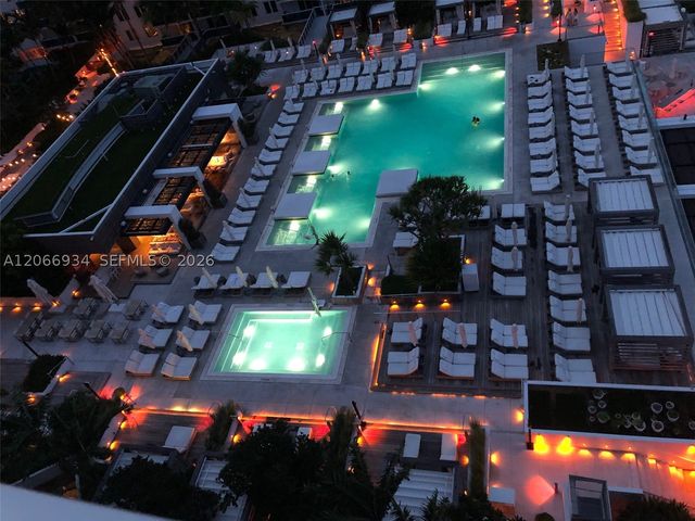 2301 Collins Ave 908, Miami Beach, FL 33139