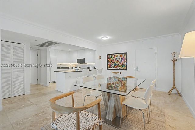 2301 Collins Ave 908, Miami Beach, FL 33139