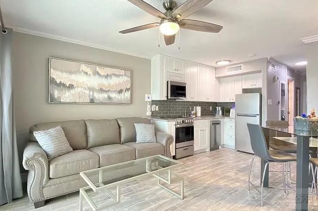 6300 Seawall Blvd # 9123, Galveston, TX 77551